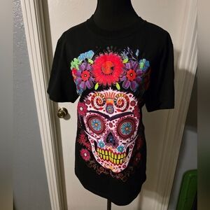 LA ROC-k Frida Kahlo Sugar Skull Tshirt Size M.